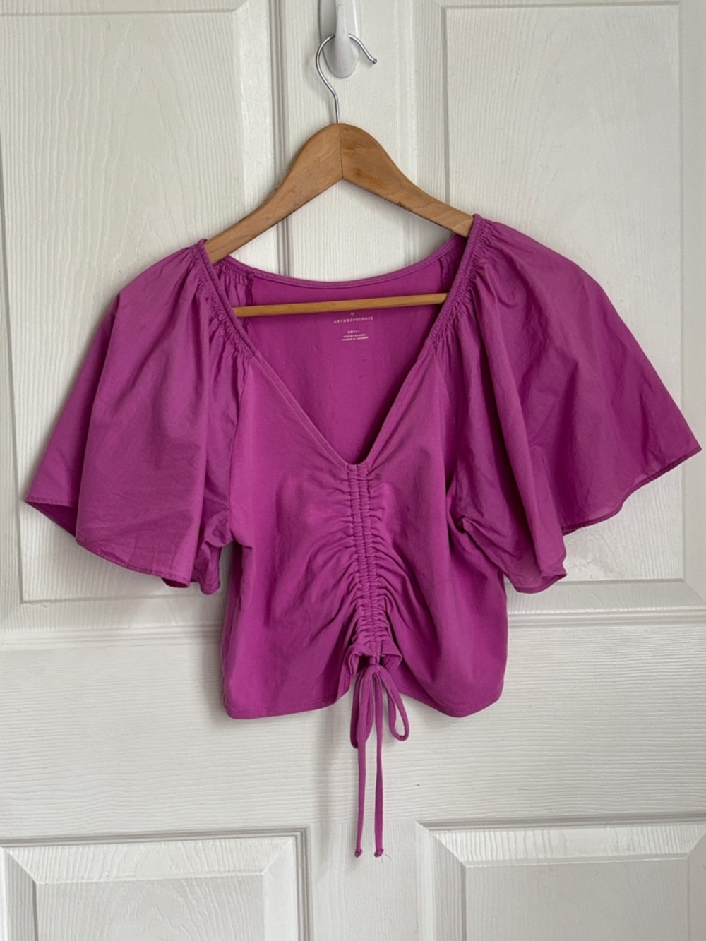 Anthropologie Maeve Magenta Ruched Drawstring V-Neck Crop Top Flutter Sleeve Sm - Picture 1 of 10